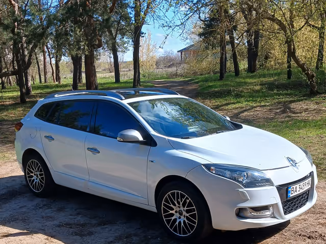 Renault Megane - фото 2