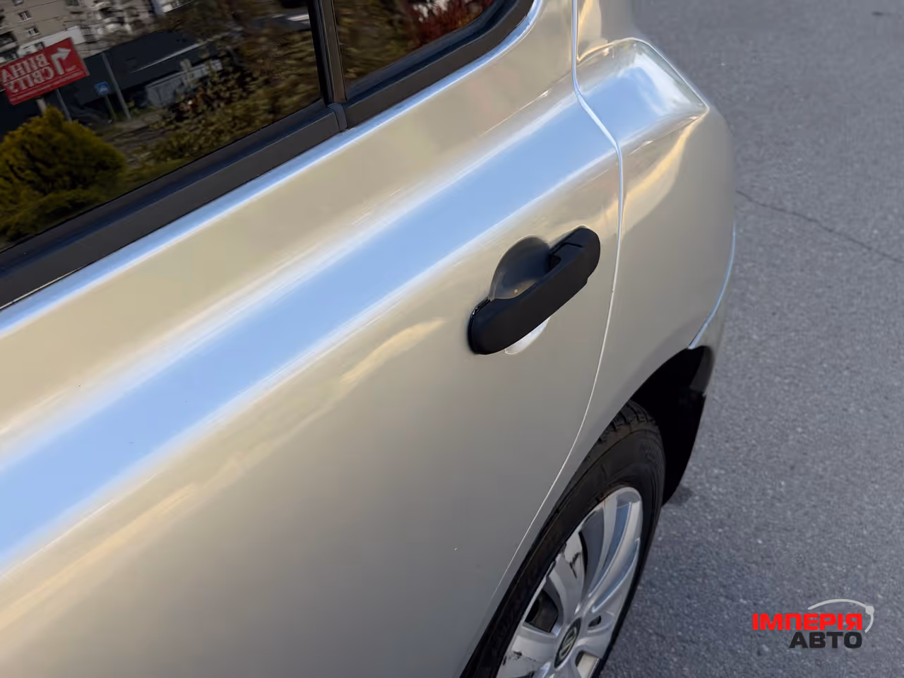 Nissan Micra - фото 24