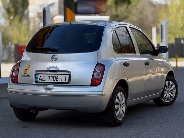 Nissan Micra - фото 5