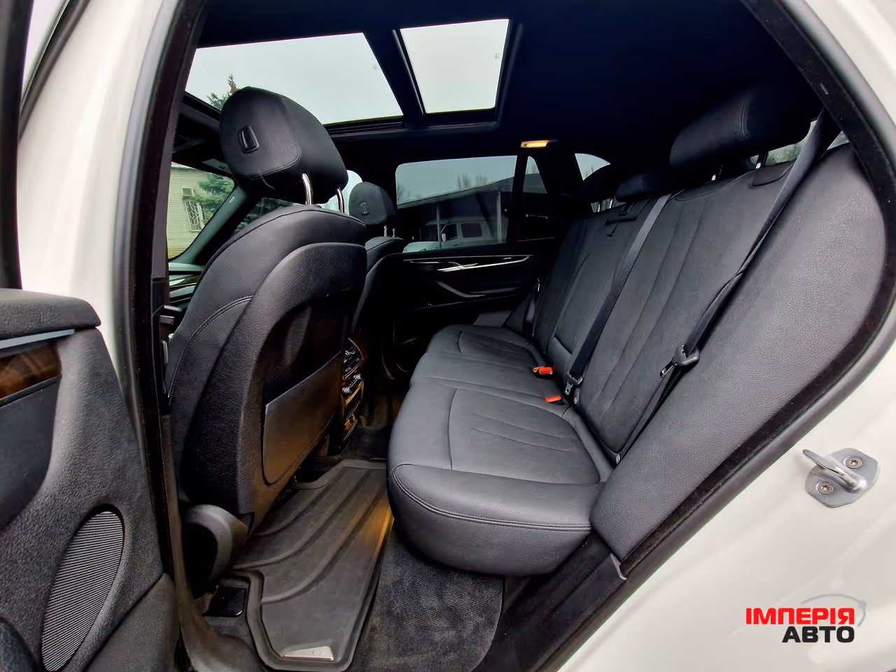 BMW X5 - фото 26