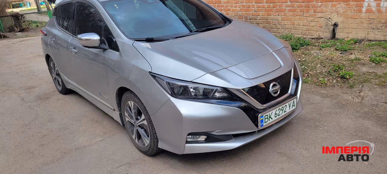 Nissan Leaf - фото 4