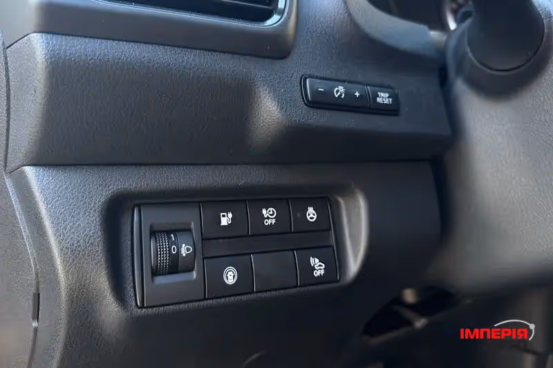 Nissan Leaf - фото 14