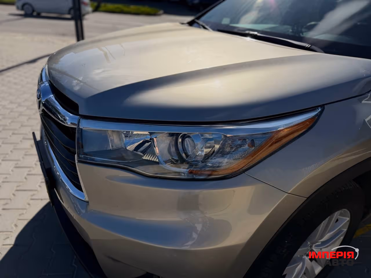 Toyota Highlander - фото 3