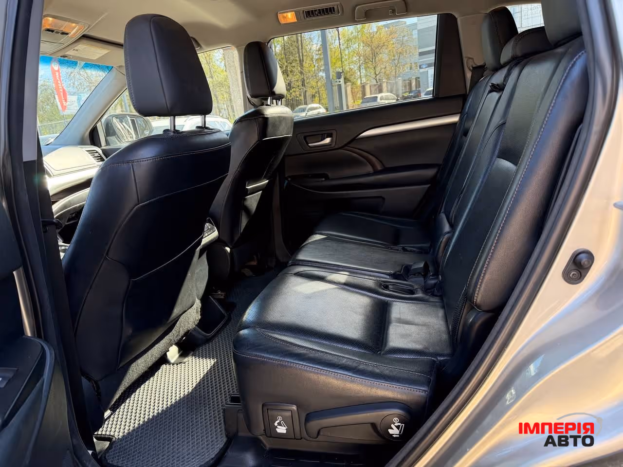 Toyota Highlander - фото 11