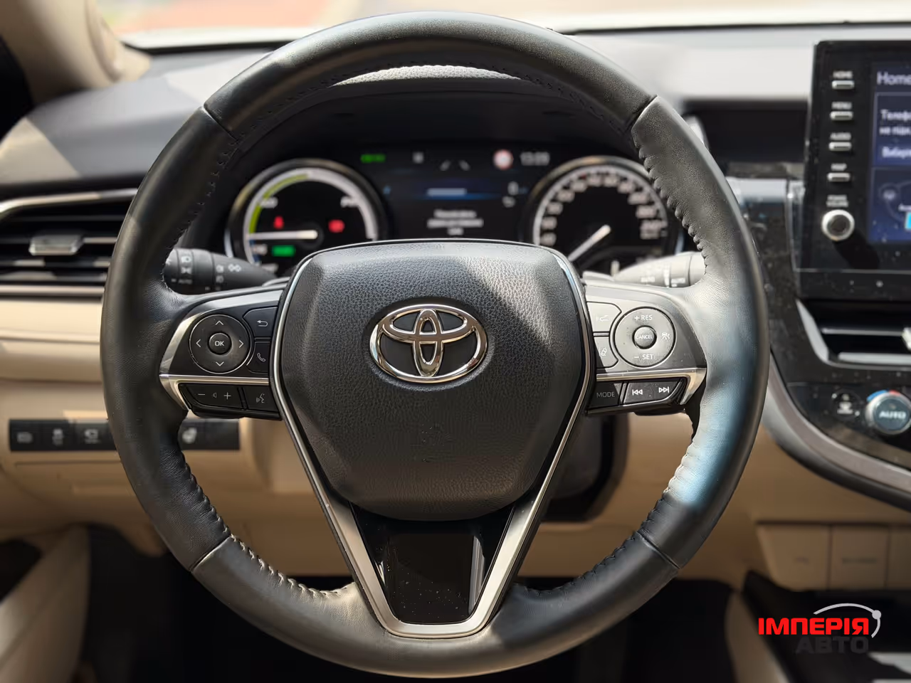 Toyota Camry - фото 9