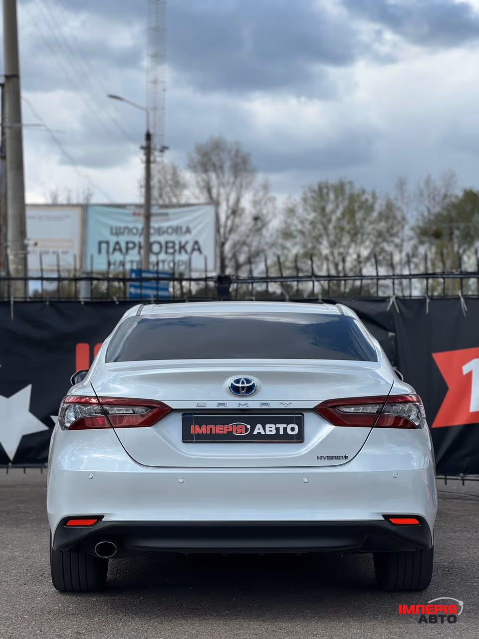 Toyota Camry - фото 4