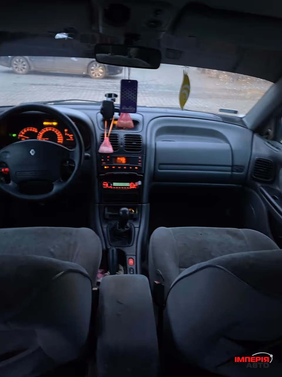 Renault Laguna - фото 5