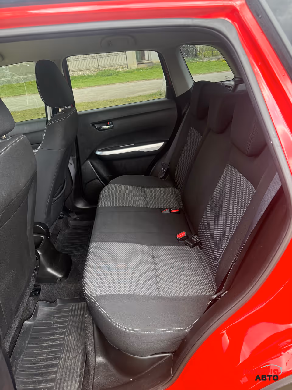 Suzuki Vitara - фото 9