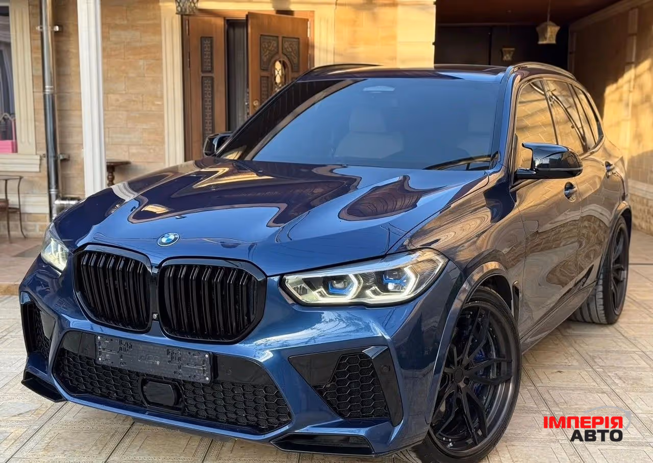 BMW X5 - фото 1
