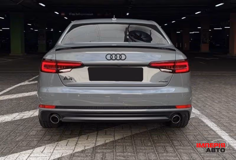 Audi A4 - фото 5