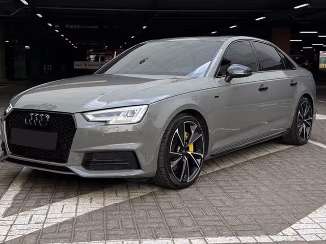 Audi A4 - фото 3