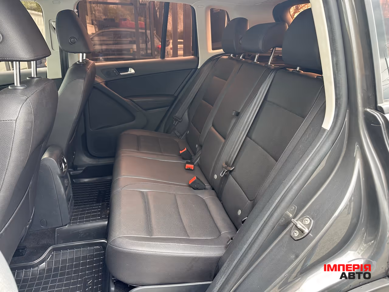 Volkswagen Tiguan - фото 32
