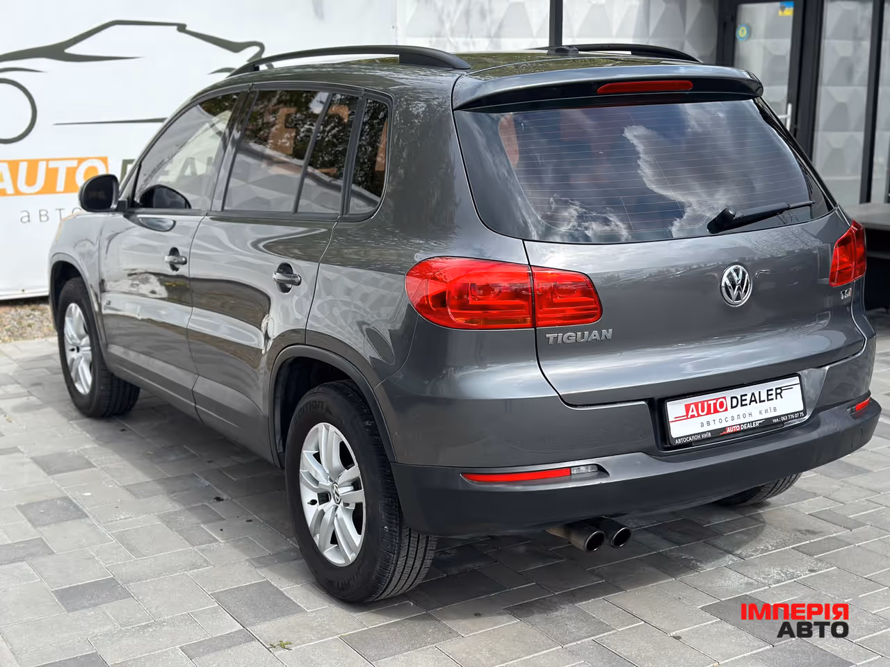 Volkswagen Tiguan - фото 7