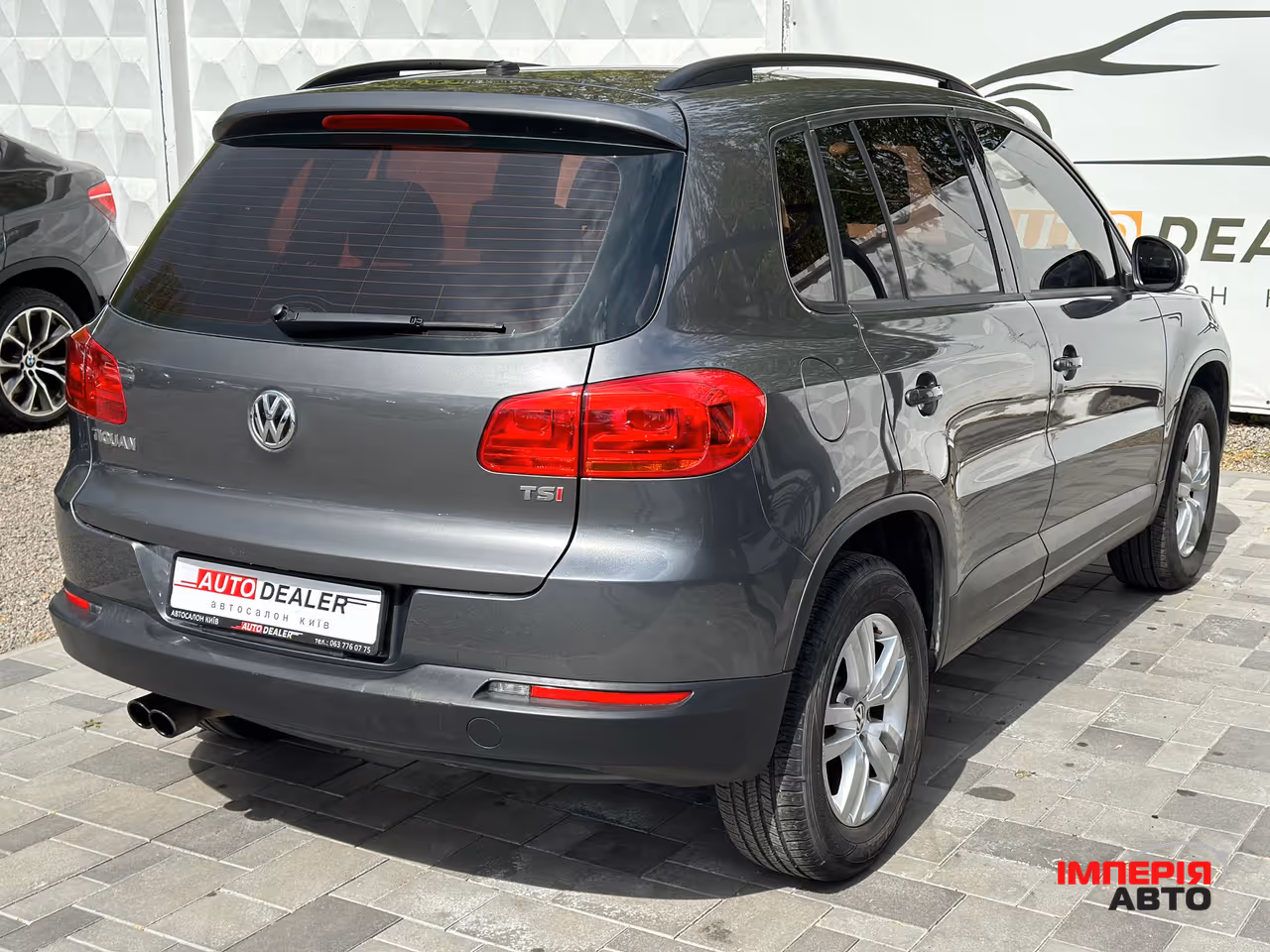 Volkswagen Tiguan - фото 10