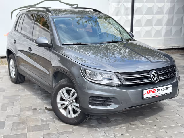 Volkswagen Tiguan - фото 1