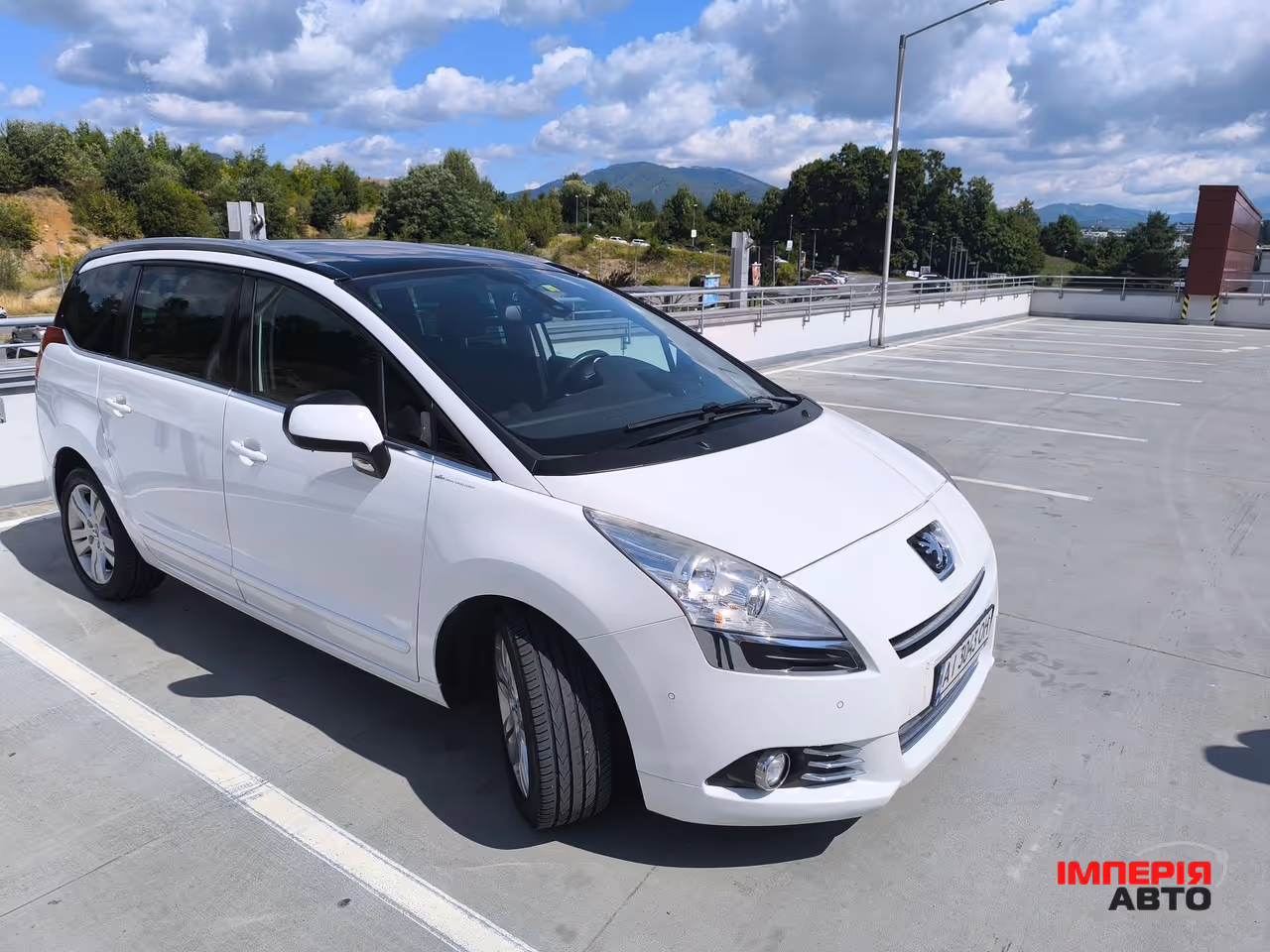 Peugeot 5008 - фото 1