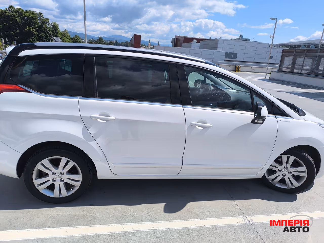 Peugeot 5008 - фото 2