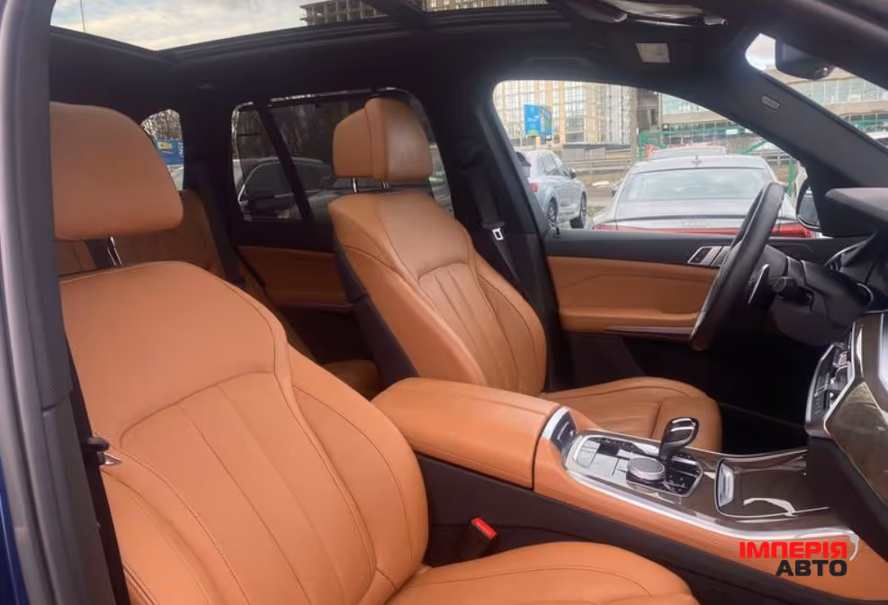 BMW X5 - фото 8