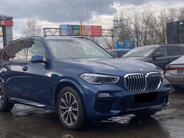 BMW X5 - фото 2