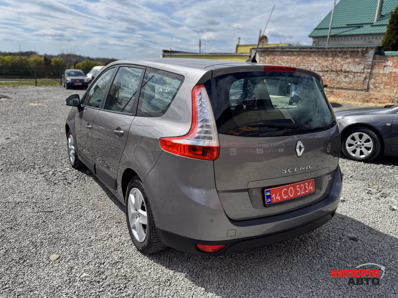 Renault Scenic - фото 4