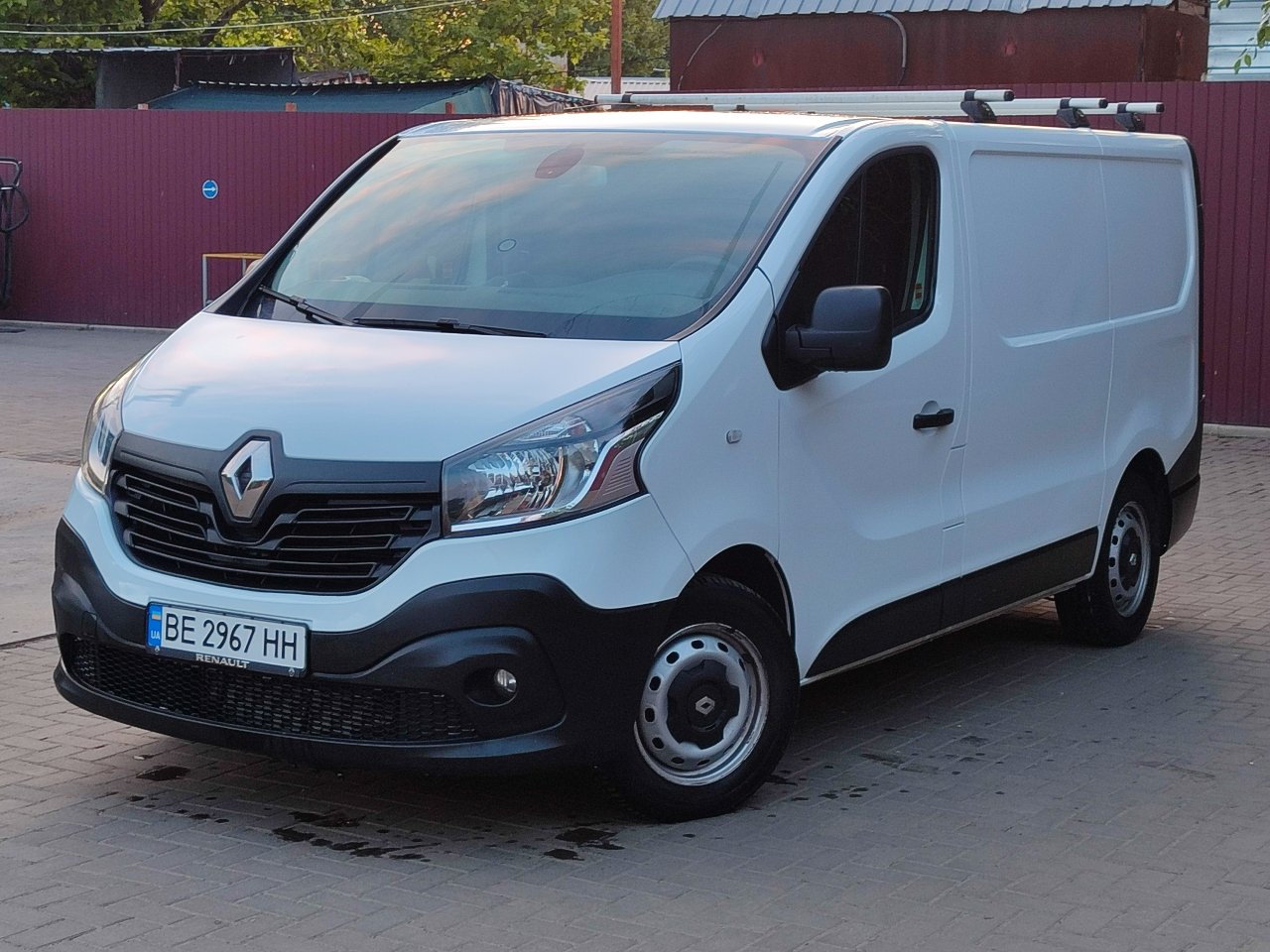 Renault Trafic - фото 2