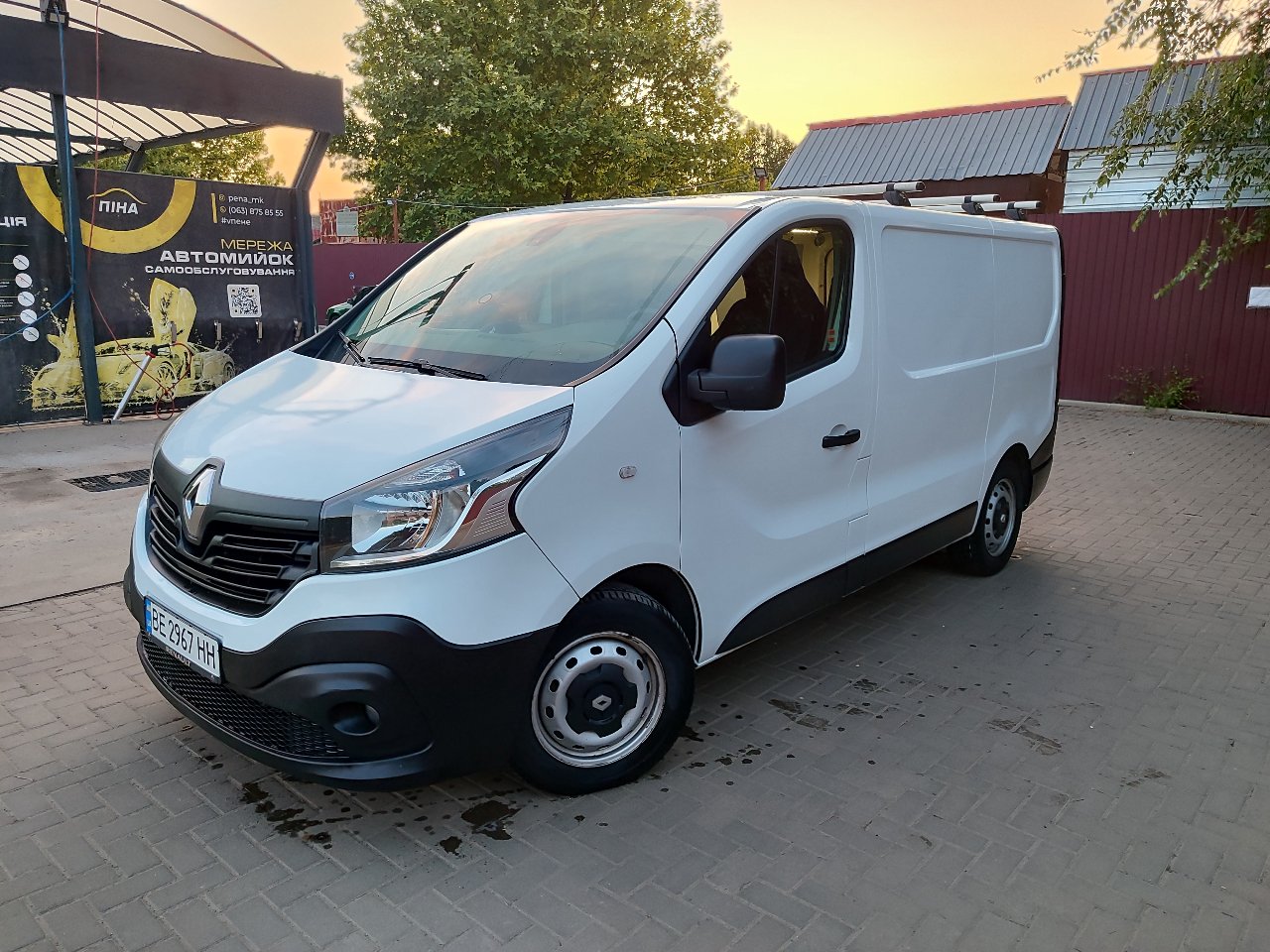 Renault Trafic - фото 4
