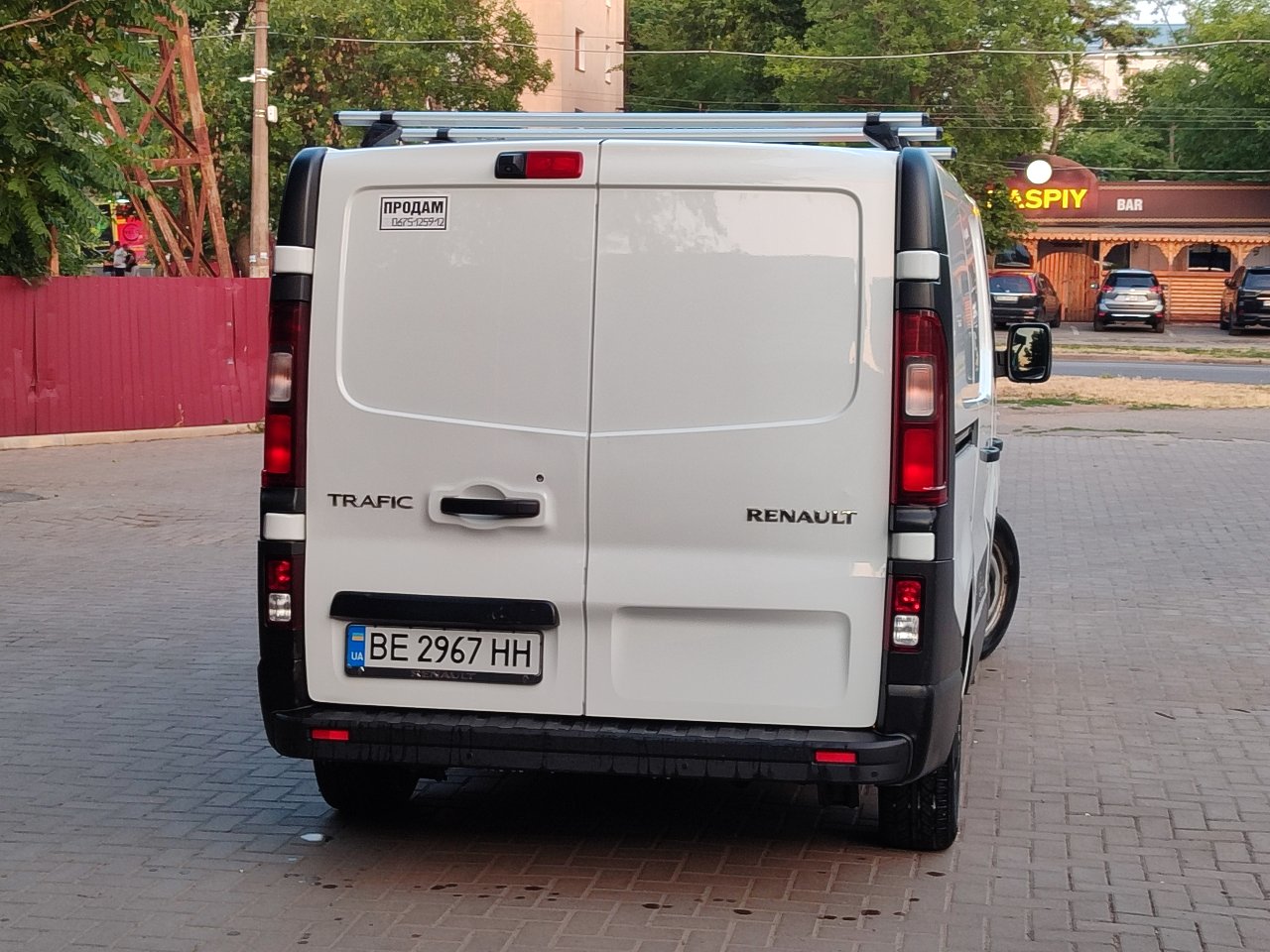 Renault Trafic - фото 5