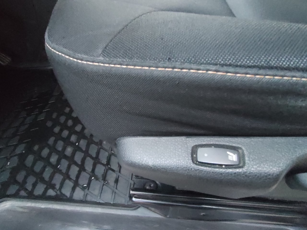 Renault Trafic - фото 17