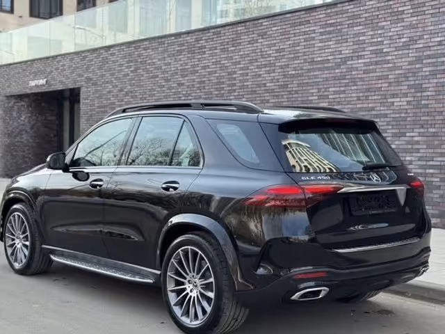 Mercedes-Benz GLE - фото 4