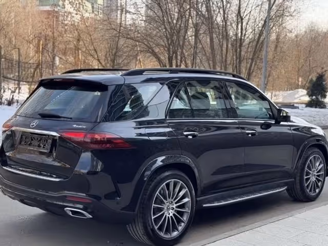 Mercedes-Benz GLE - фото 3