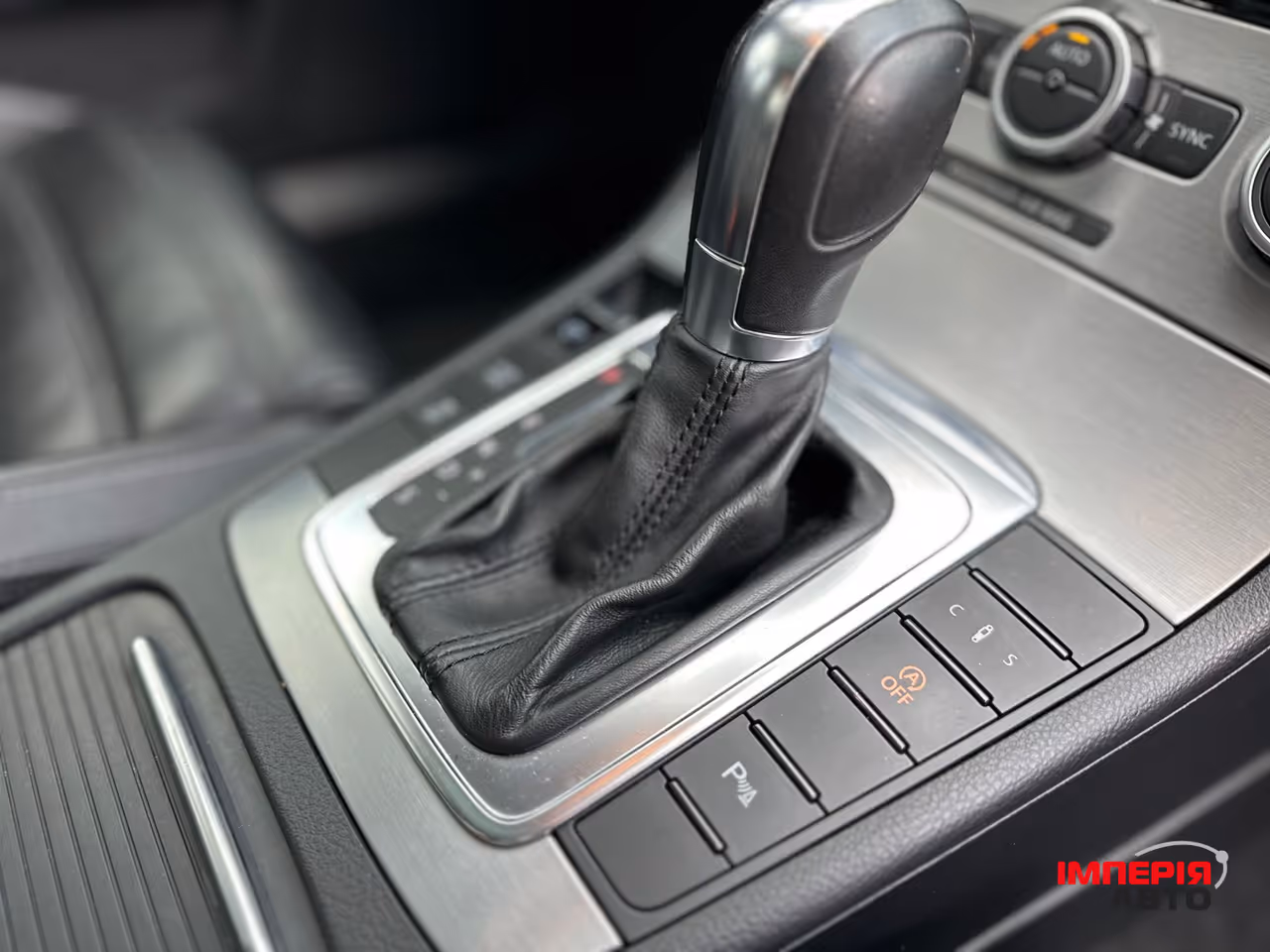 Volkswagen Passat CC - фото 14