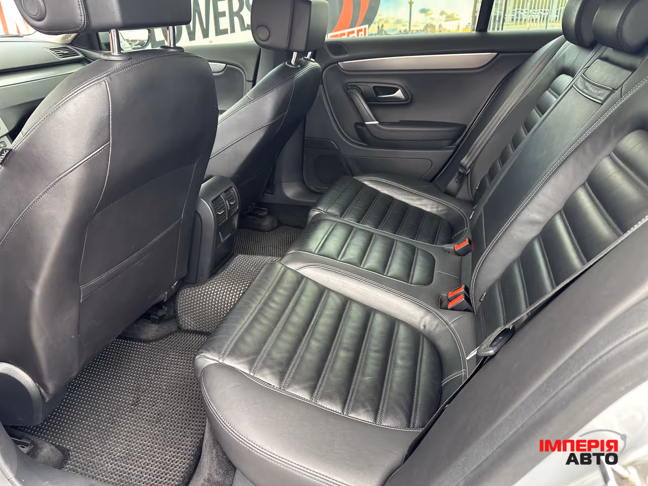 Volkswagen Passat CC - фото 8