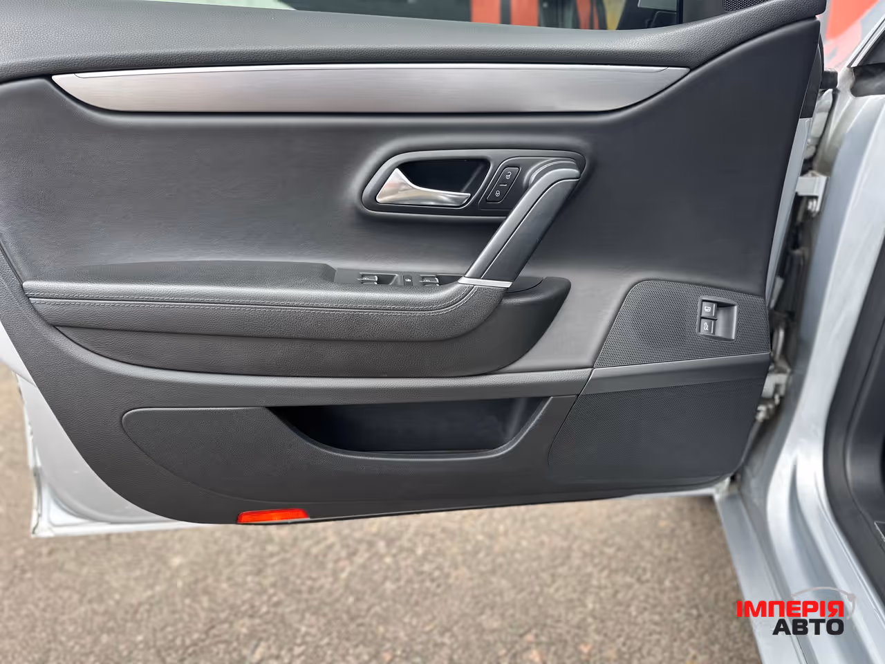 Volkswagen Passat CC - фото 9