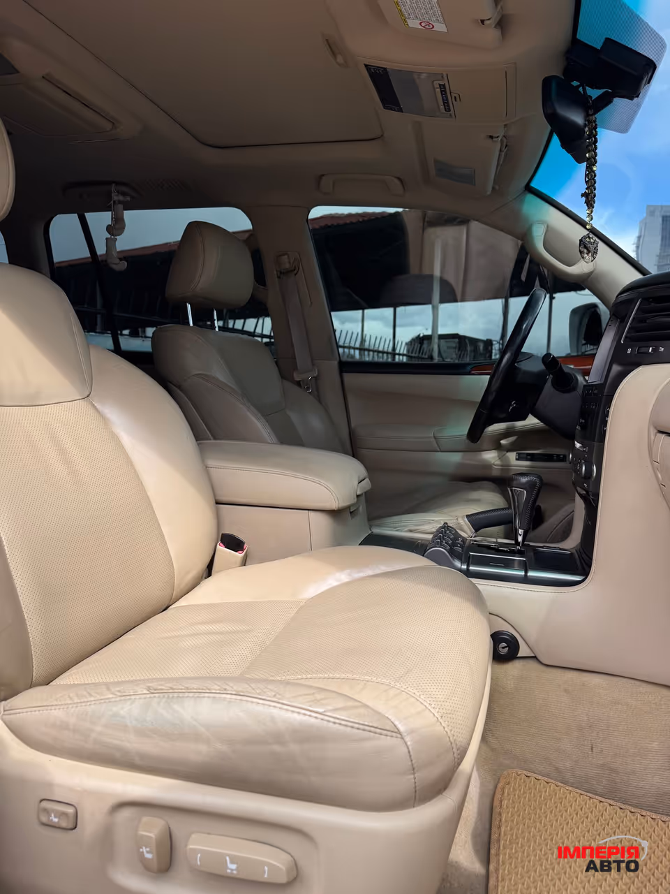 Lexus LX - фото 17