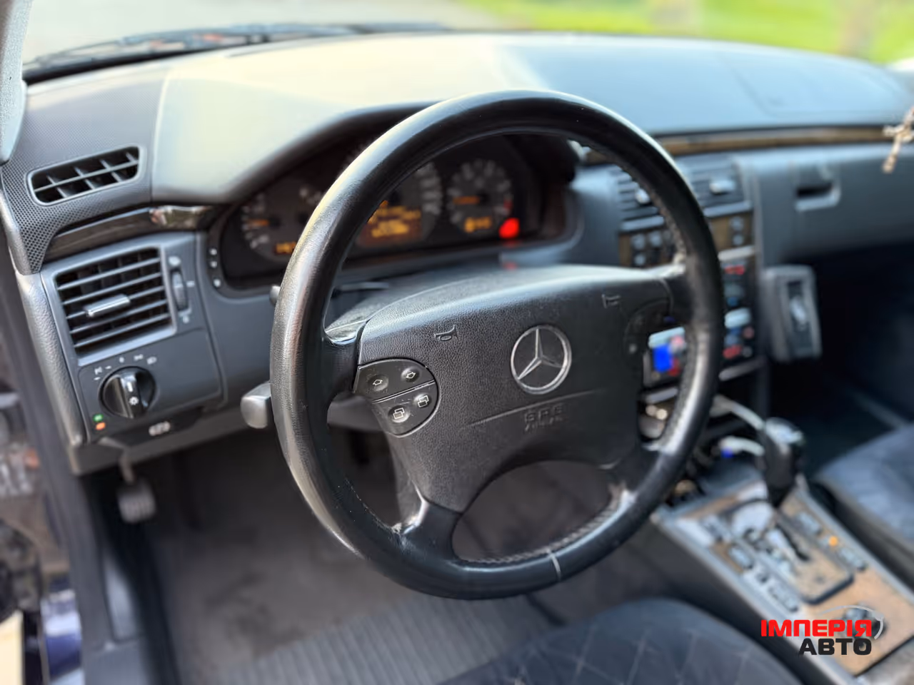 Mercedes-Benz E-Класс - фото 13