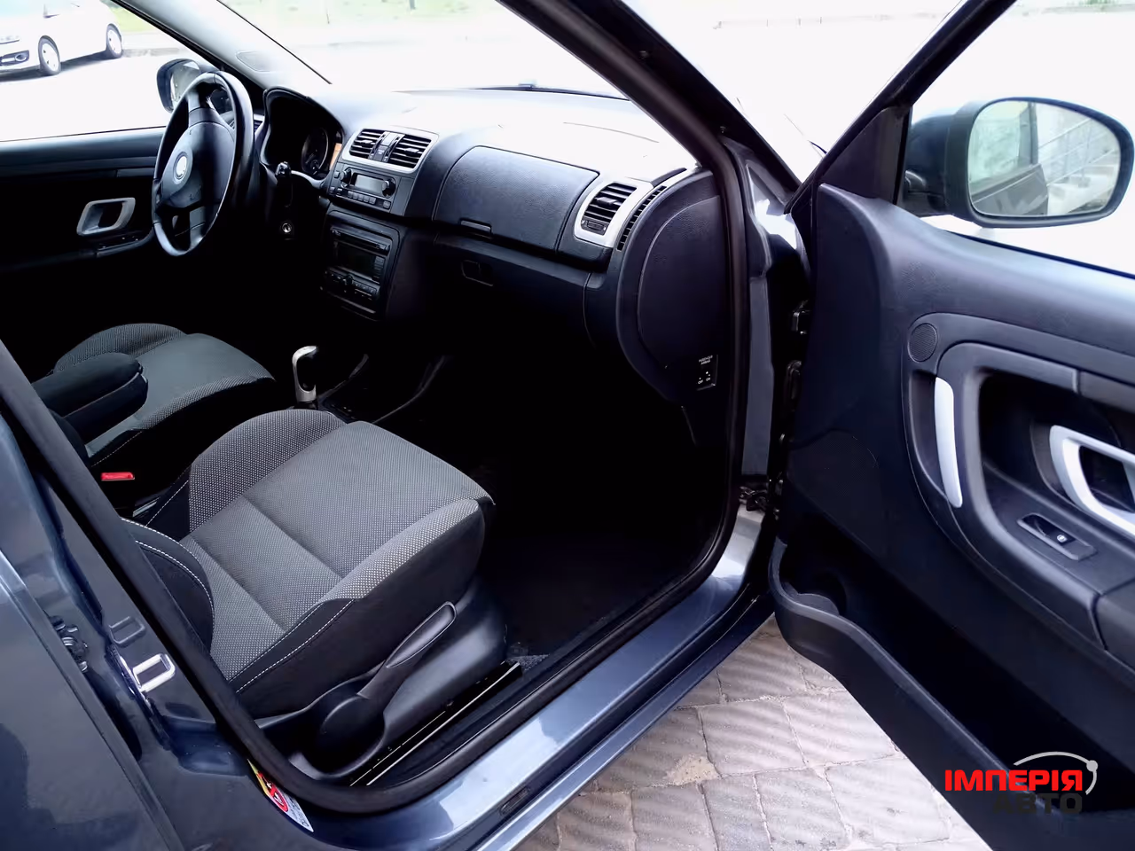 Skoda Fabia - фото 9