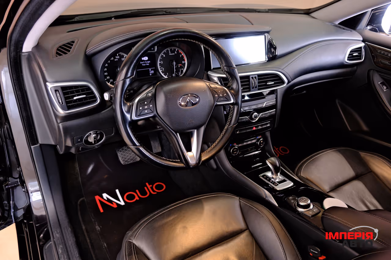 Infiniti QX30 - фото 7