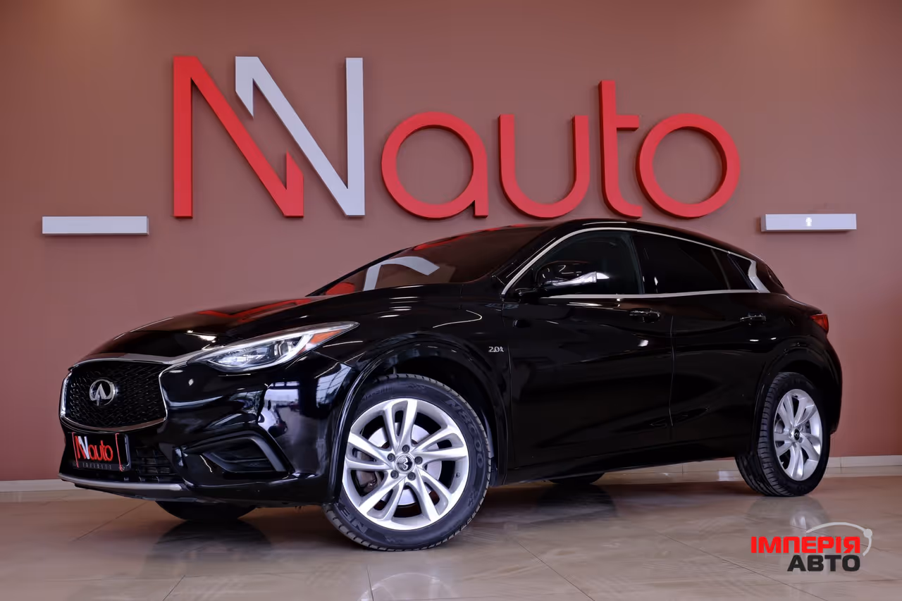 Infiniti QX30 - фото 1