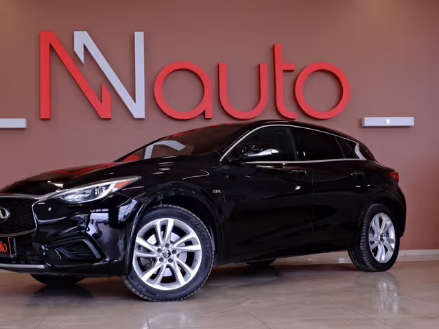 Infiniti QX30 - фото 1