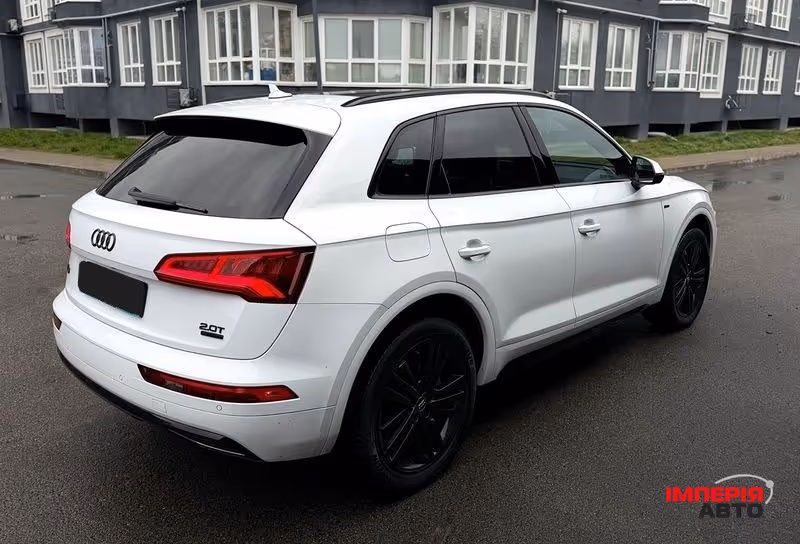Audi Q5 - фото 6