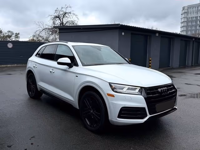 Audi Q5 - фото 3