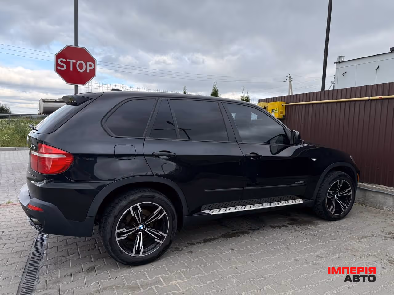 BMW X5 - фото 7
