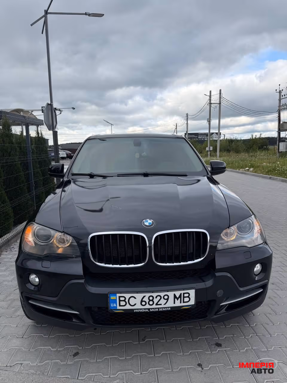 BMW X5 - фото 1