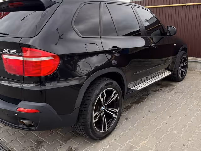 BMW X5 - фото 4