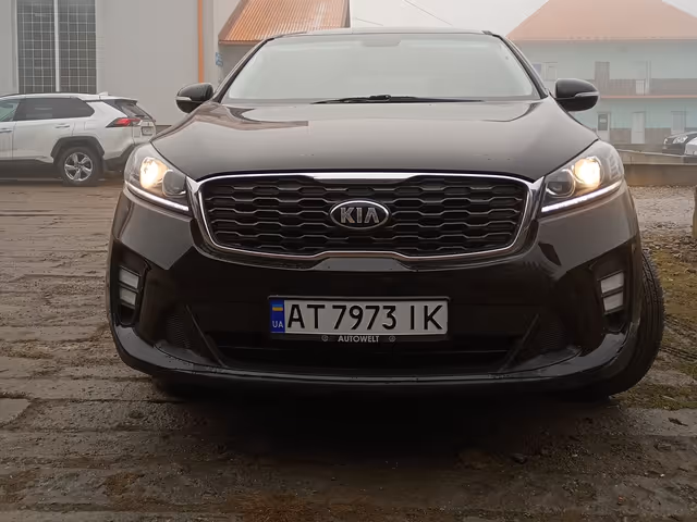 Kia Sorento - фото 1