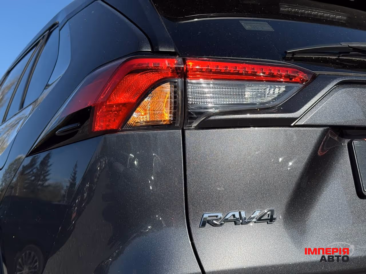 Toyota RAV4 - фото 17
