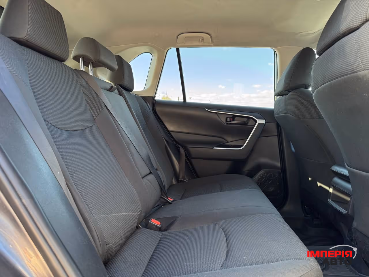 Toyota RAV4 - фото 58