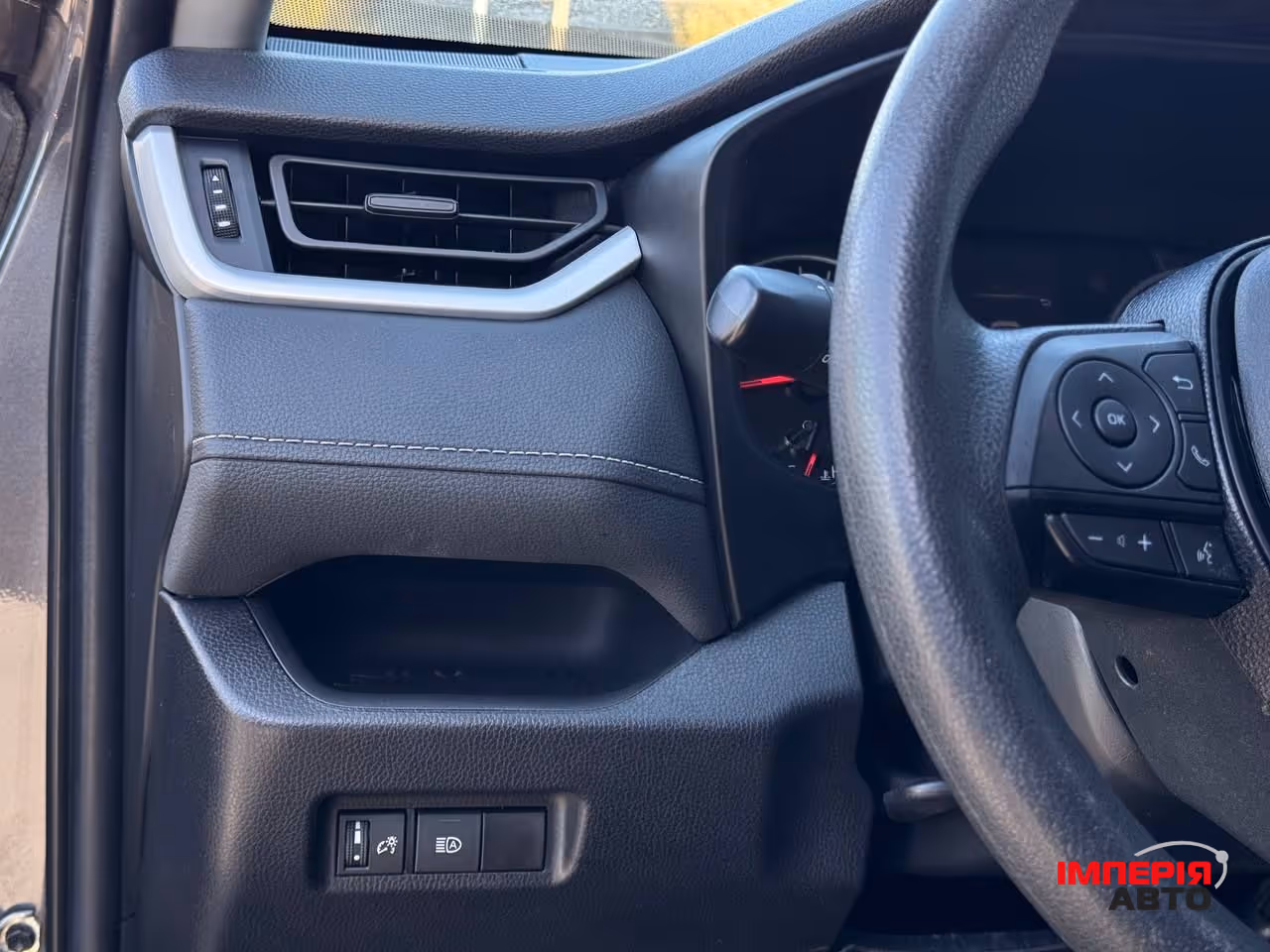 Toyota RAV4 - фото 30