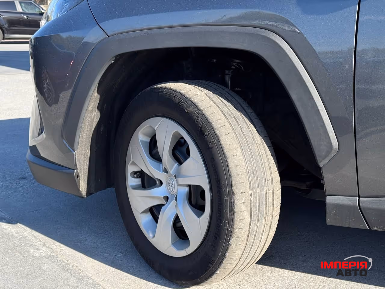 Toyota RAV4 - фото 6