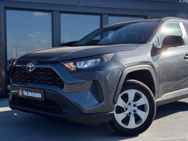 Toyota RAV4 - фото 3